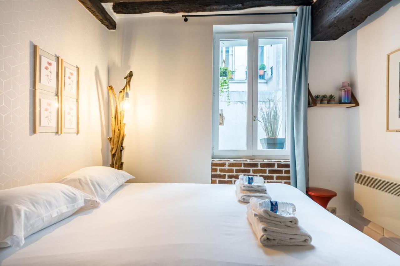 Chic Avec Patio - 2br 6p - Le Marais Appartamento Parigi